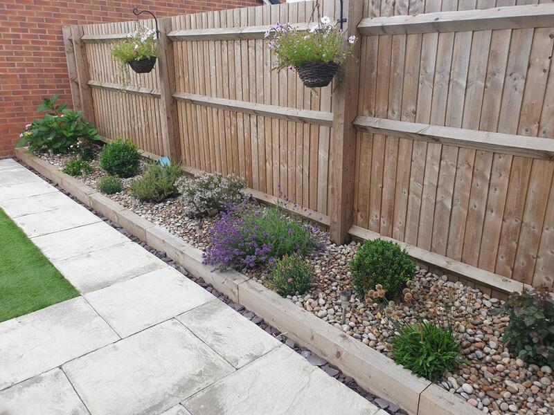 DECORATIVE GARDEN BORDERS